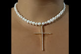 CROSSING PEARLS